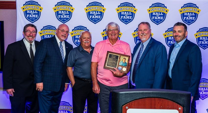 Wayne Hamilton Award Group Photo. 